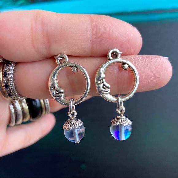 🔴 SALE ! red dot items are 2 for $25 . Bundle more than 3 and its $10 each 🙂 - Picture 11 of 14